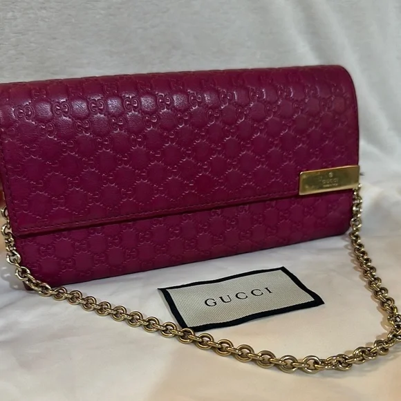 Gucci Bag - Picture 8 of 17